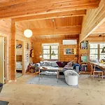 Beautiful In With Kitchen