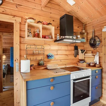 Beautiful In With Kitchen Tatil Evi